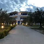Amalfi Complex Apartman *